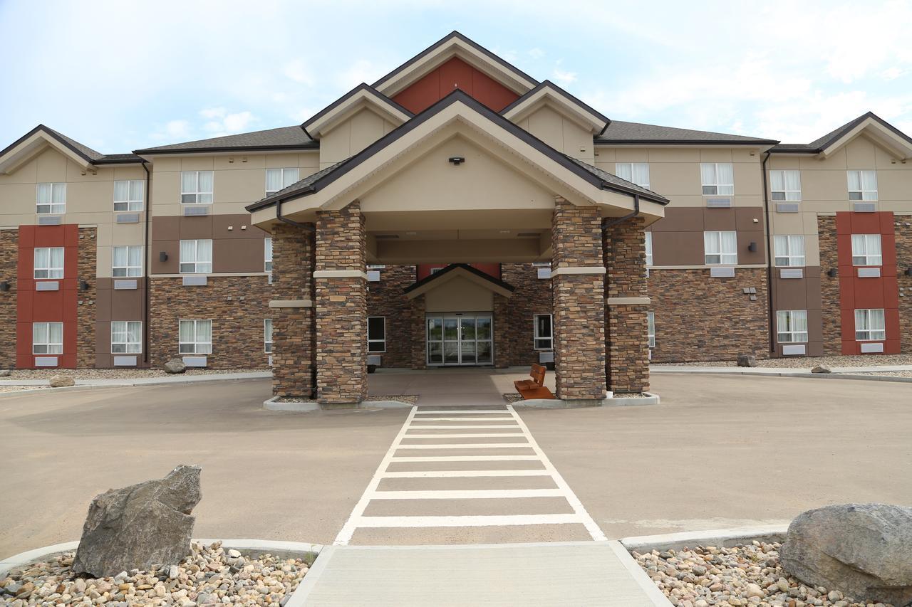 Prairie Moon Inn&Suites Macklin Buitenkant foto