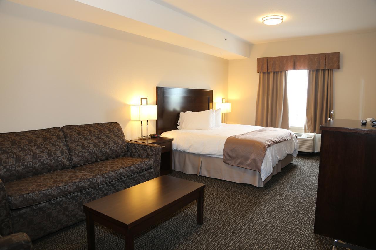 Prairie Moon Inn&Suites Macklin Buitenkant foto